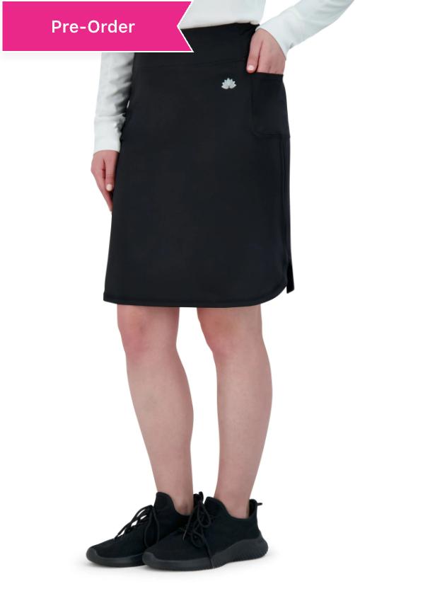 Snoga Athletics black sport pocket skirt with side pocket, worn by woman, activewear style
