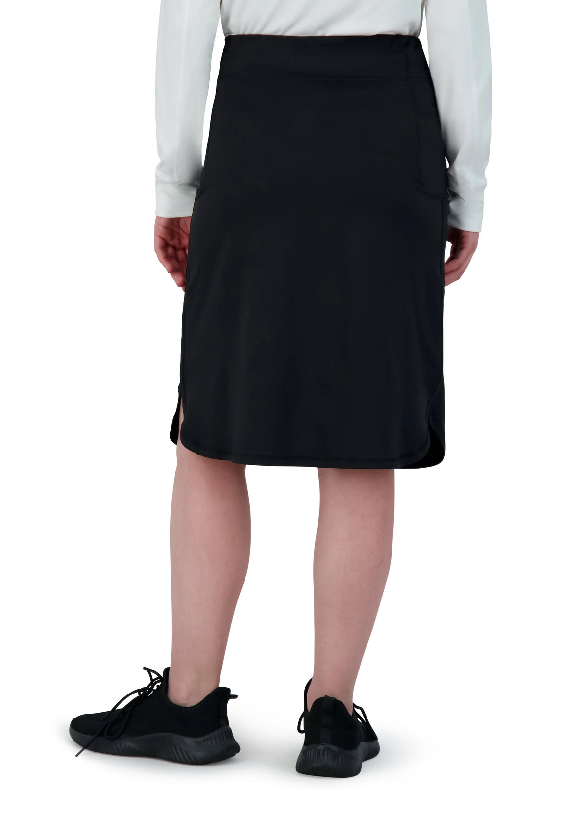 Back view of black athletic sport pocket skirt by Snoga Athletics