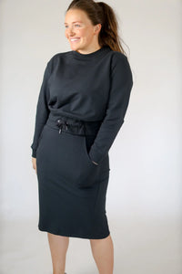 Cropped Drawstring Pullover Sweatshirt - Black